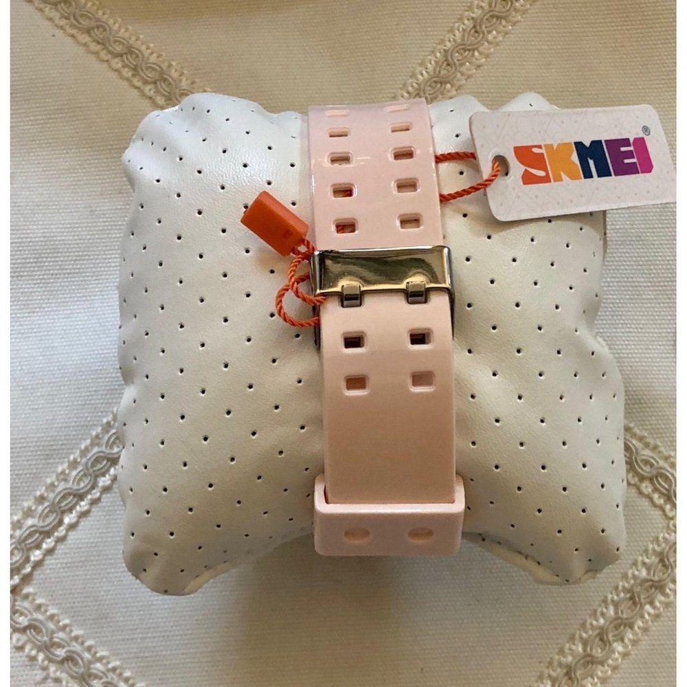 Military Watch by Skmei - Picture 4 of 8